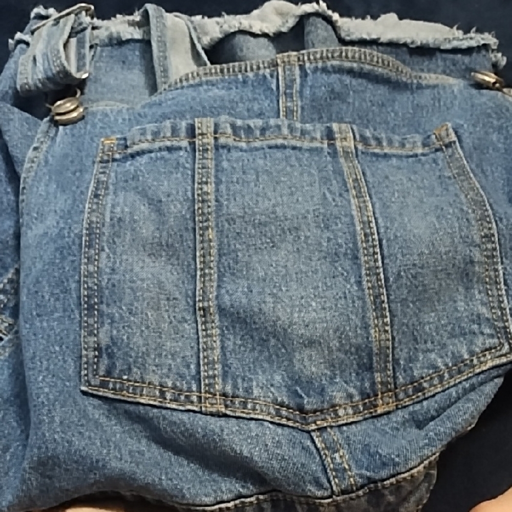Blue Denim Overall shorts. size xl